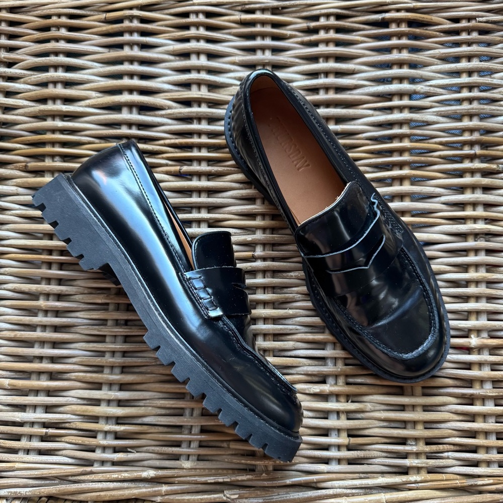 Thursday Boot Company Penny Loafers Shoes Patent Leather Size 7.5 Women’s Career